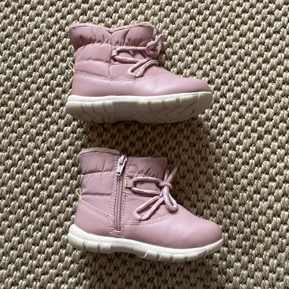 NWOT Toddler Girls’ H&M Pink Snowboots